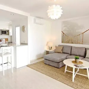 Ground Floor With Private Garden, Charcos Apartment Costa Teguise